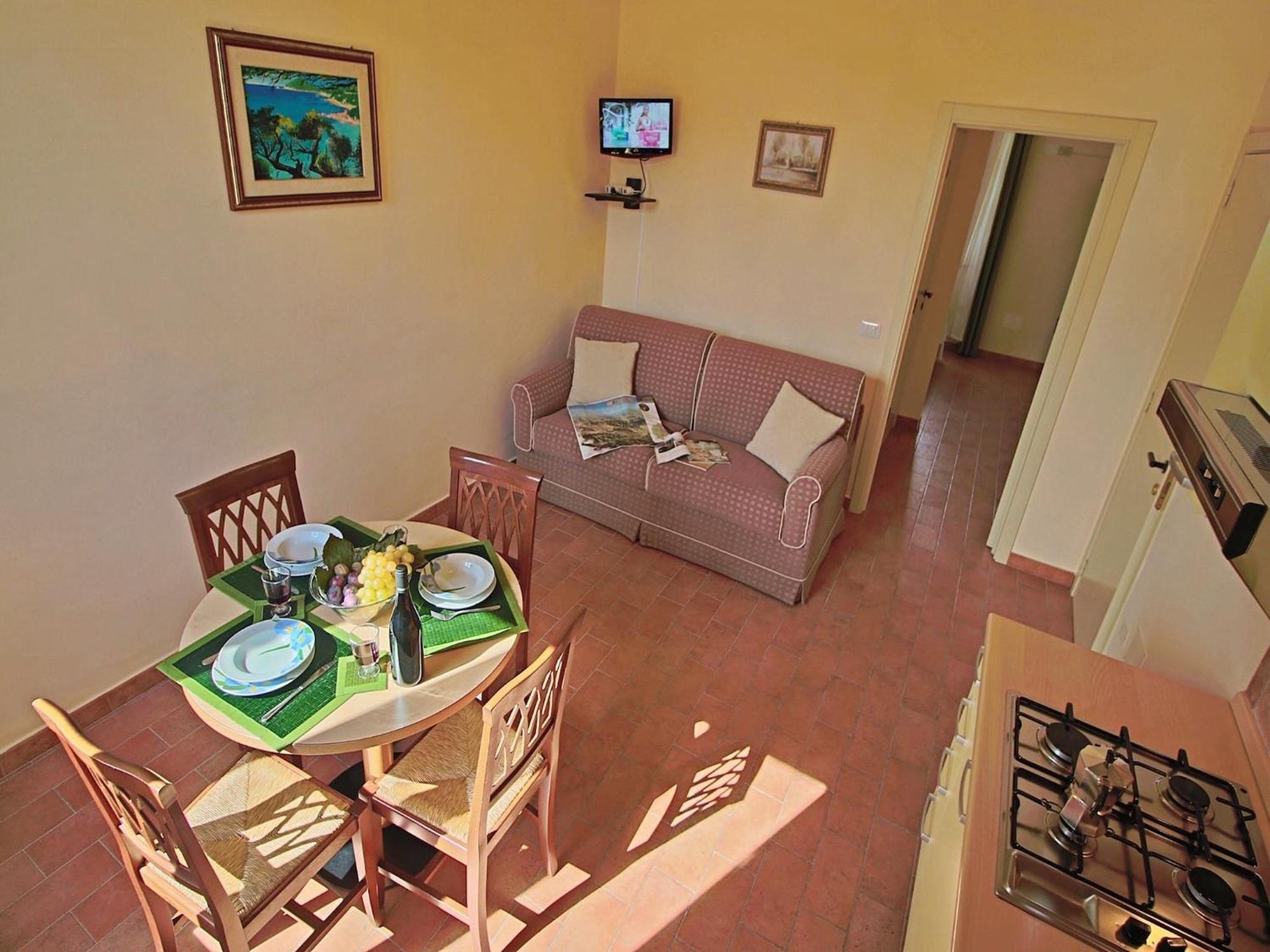 Nice Flat In Arcevia With Swimming Pool ภายนอก รูปภาพ