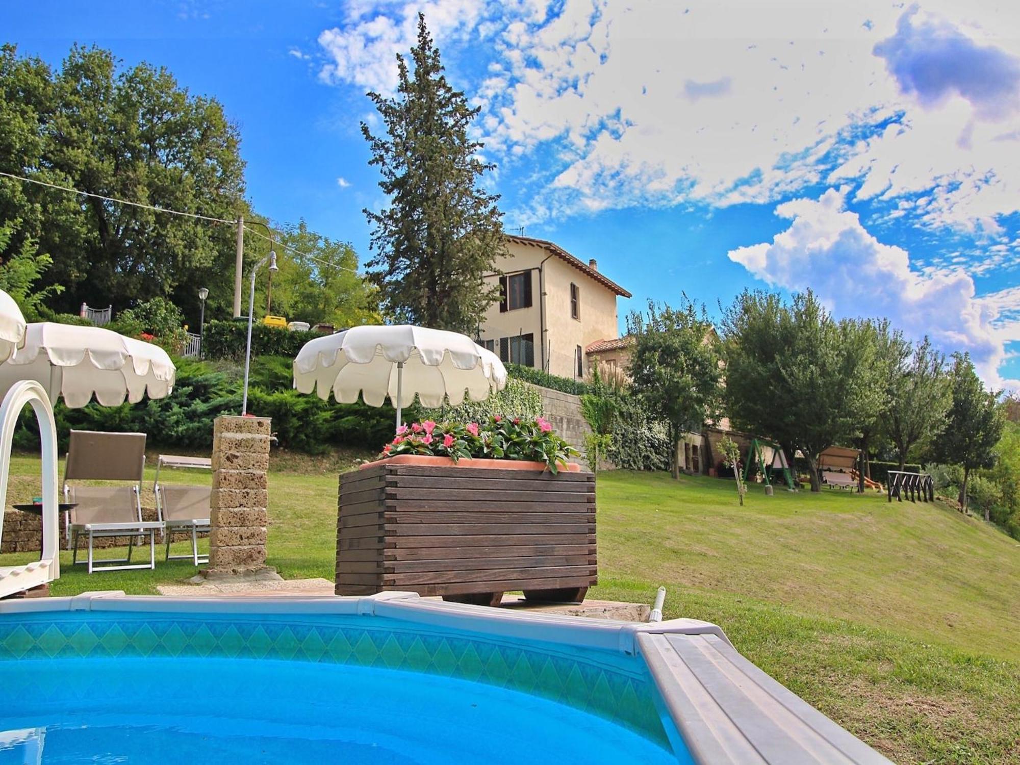 Nice Flat In Arcevia With Swimming Pool ภายนอก รูปภาพ
