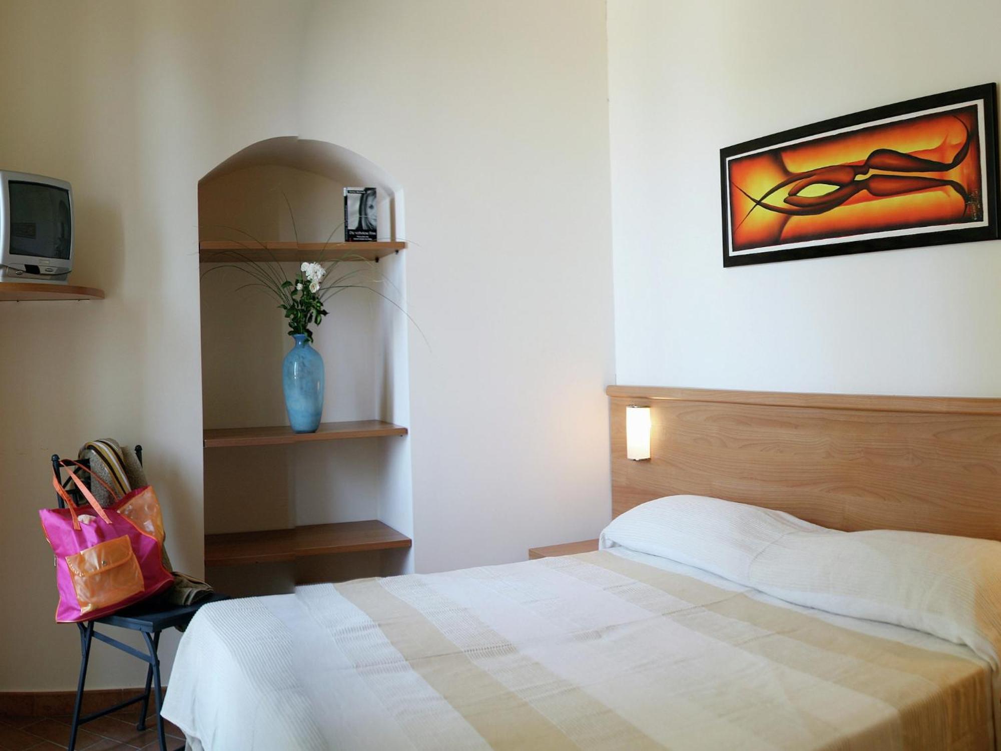 Nice Flat In Arcevia With Swimming Pool ภายนอก รูปภาพ
